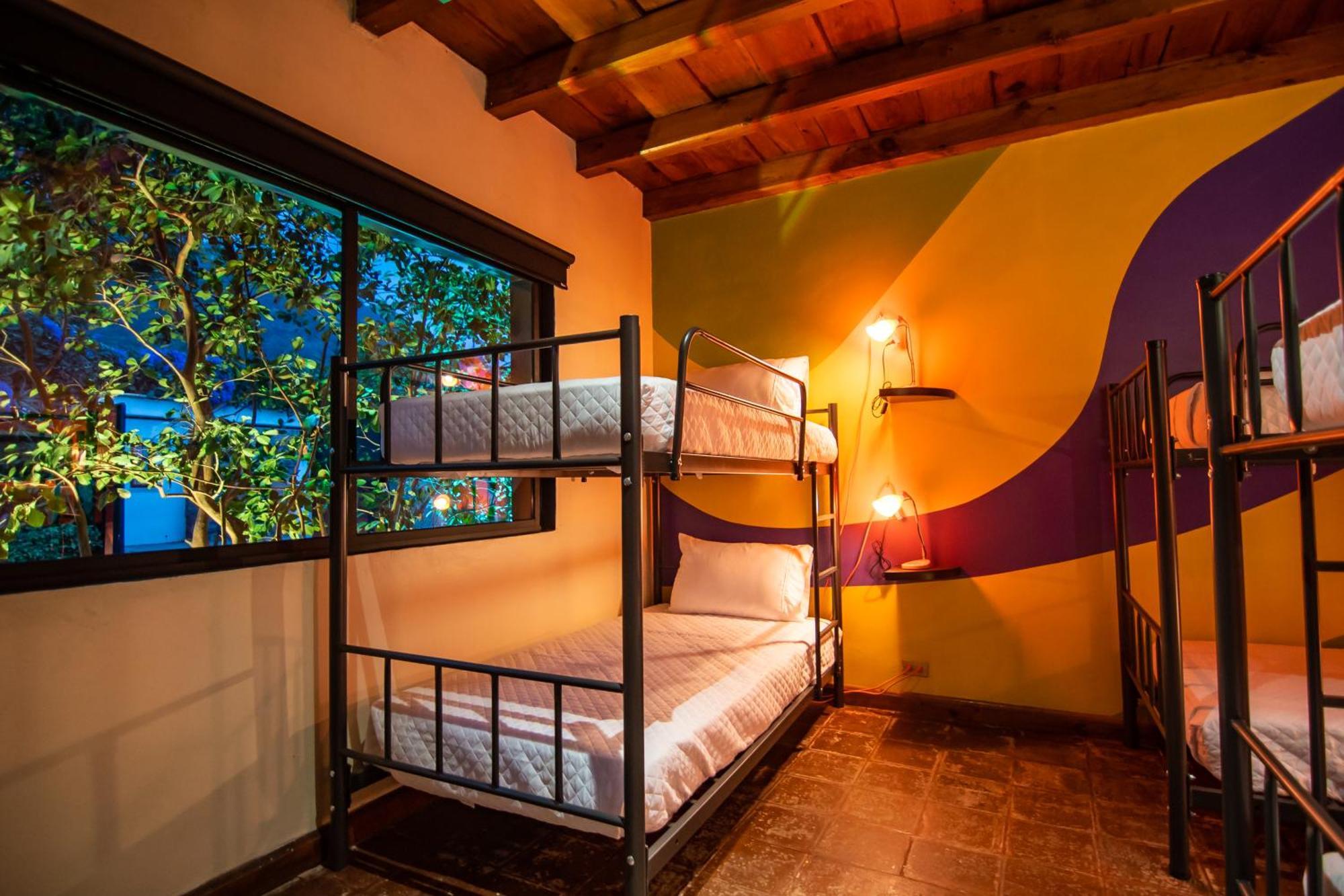 Yes Please! Hostel Antigua Exterior photo