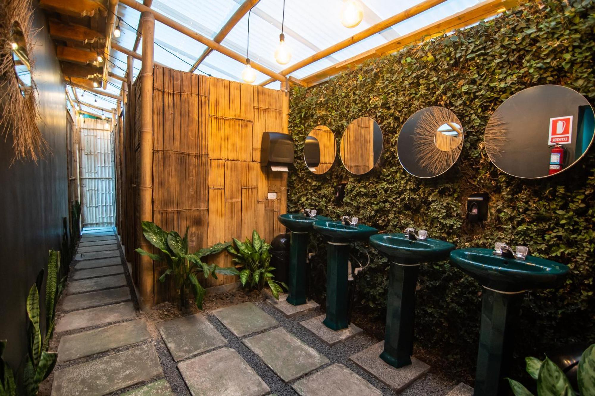 Yes Please! Hostel Antigua Exterior photo