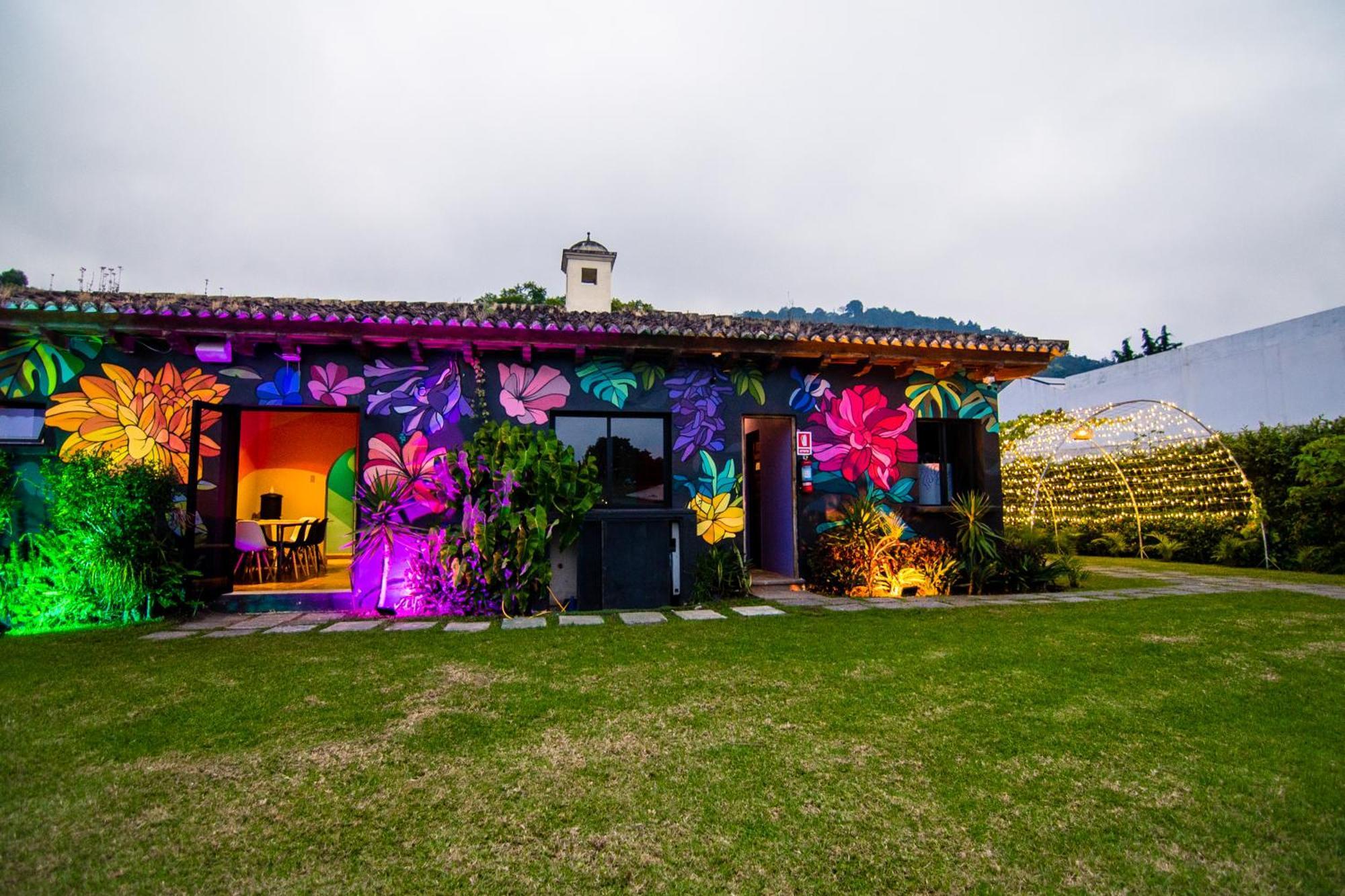 Yes Please! Hostel Antigua Exterior photo